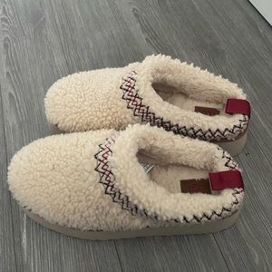 UGG Tazz braid platform slipper (women’s)